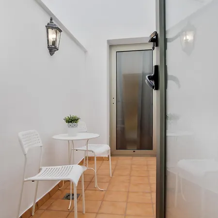 Appartement Rolycar 103 *