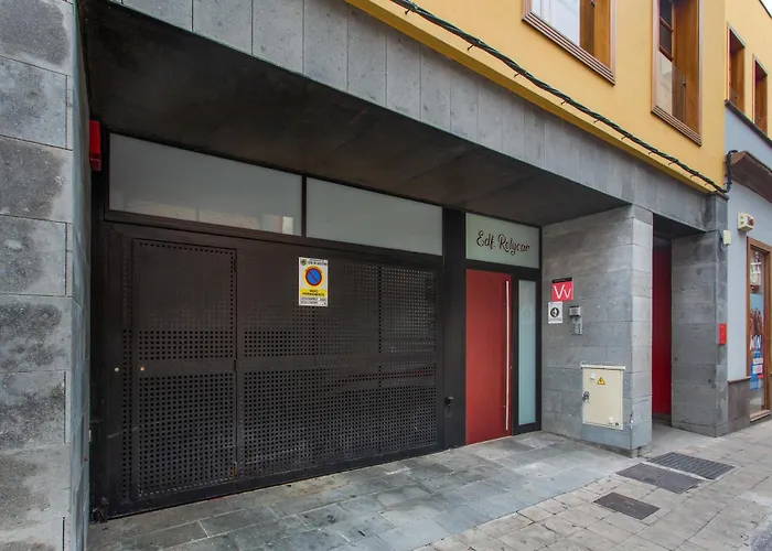 Rolycar 103 * Icod De Los Vinos